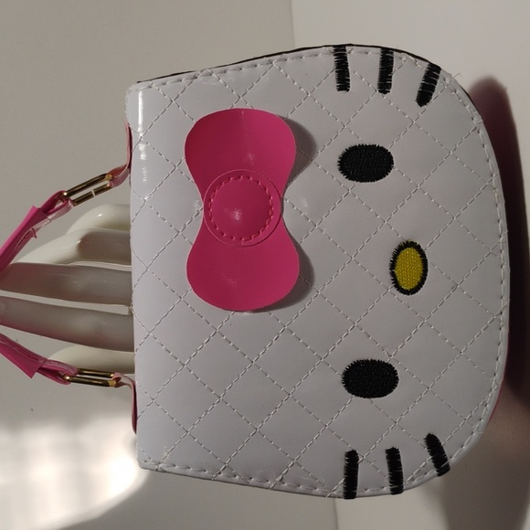 Hello Kitty White and Pink Quilted Bag - Picture 1 of 10